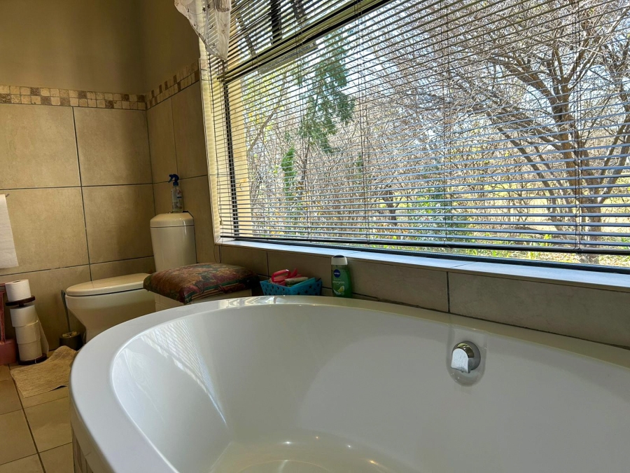 2 Bedroom Property for Sale in Potchefstroom Rural North West